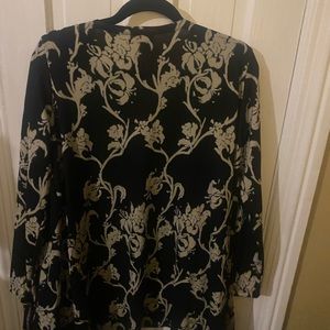 Lularoe Medium CAROLINE cardigan jacket with pockets- black white floral vine